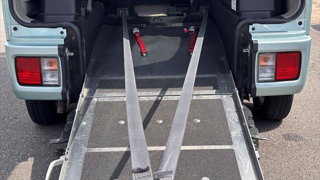 電動ウインチが搭載された福祉車両